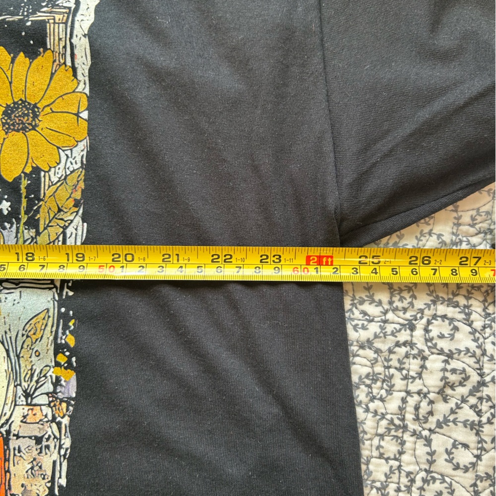 Black Ghosts & Books Graphic Tee 2X | Gildan 100% Cotton | NWT - No Tags - Picture 4 of 6